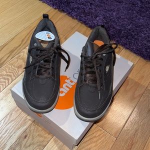 EASY (walkers) SPIRTS  Sneakers
